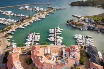 La romana.jpg rjrexue5bbbz5m9qzhvcy2c972jnmge2acwgdg3p3o